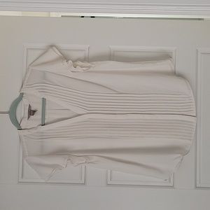 Off-white Short-sleeve Bouse with ribbed detailing, Size Large